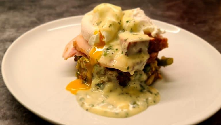 Read more about the article Bubble and Squeak with Parsley Sauce
