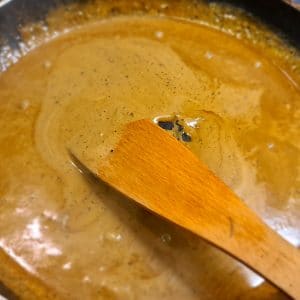 Quick and Easy Peppercorn Sauce