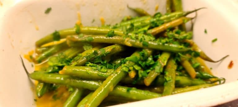 Read more about the article Lemon and Parsley Green Beans