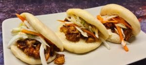 Read more about the article Steamed Bao Buns with BBQ Pork and Pickle