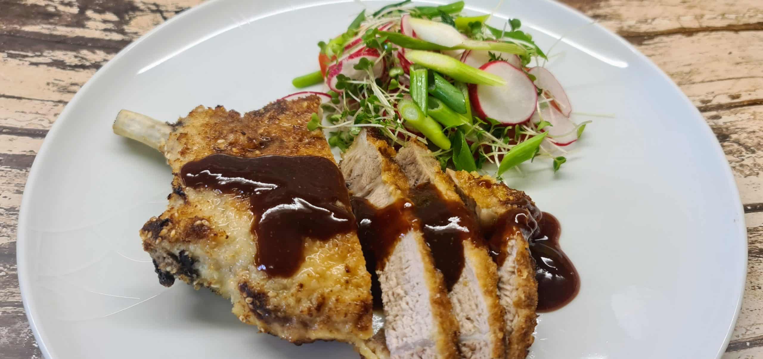 You are currently viewing Sesame Seed Pork Cutlets with Tonkatsu Style Sauce