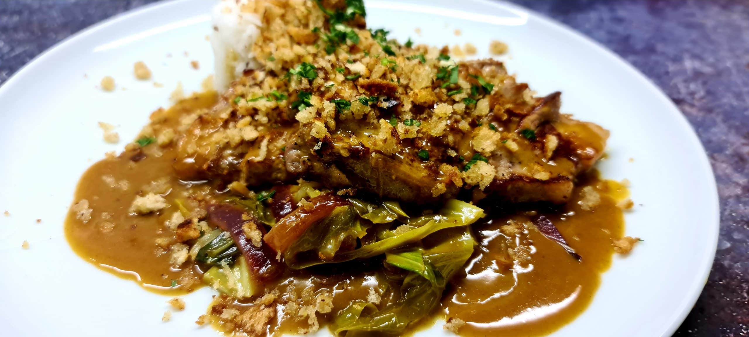 You are currently viewing Coconut Curry with Lime and Sesame Breadcrumbs